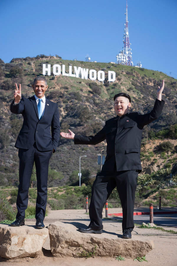 Barack Obama and Kim Jong Un Impersonators Stroll Through L.A. Together (7 pics)