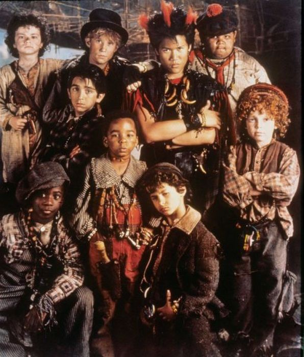 The Cast Of Hook Back In The Day And Today (11 pics)