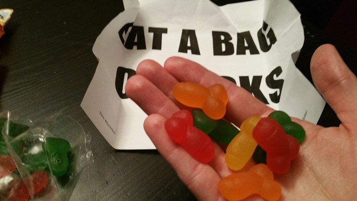The Best Gift You Can Send To Someone You Hate (3 pics)