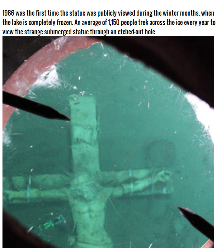 Giant Crucifix Under The Waters Of Lake Michigan (4 pics)