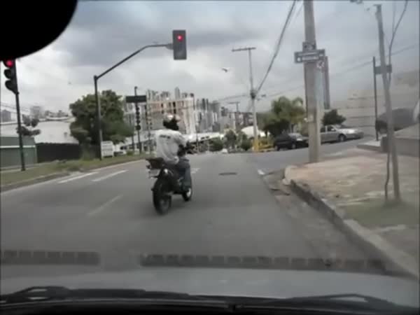 Motorcyclist Fail