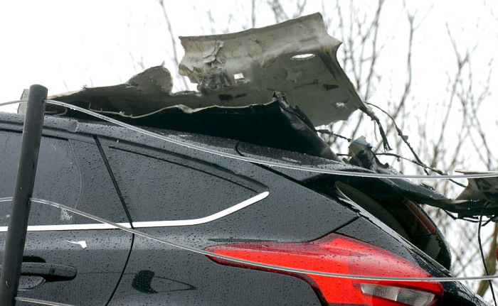 New Cars Destroyed After Collision With the Bridge (7 pics)