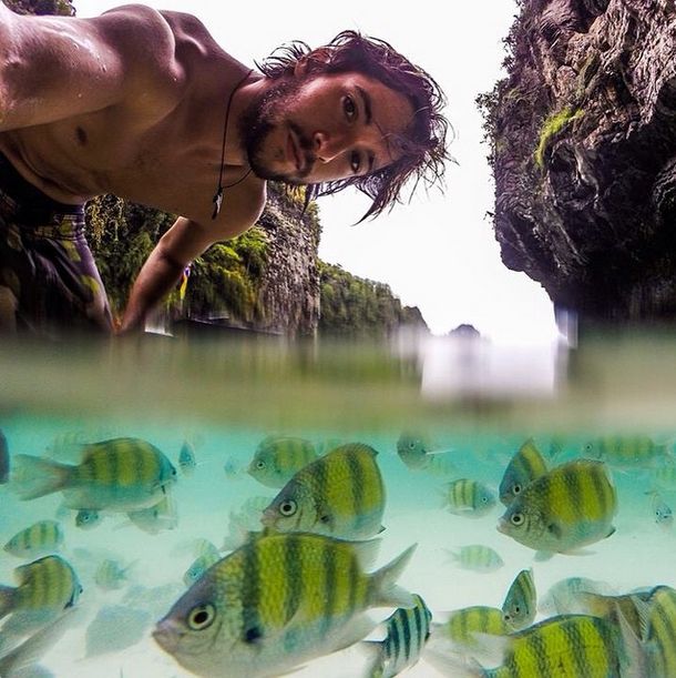 Selfies Taken In Extreme Environments (35 pics)