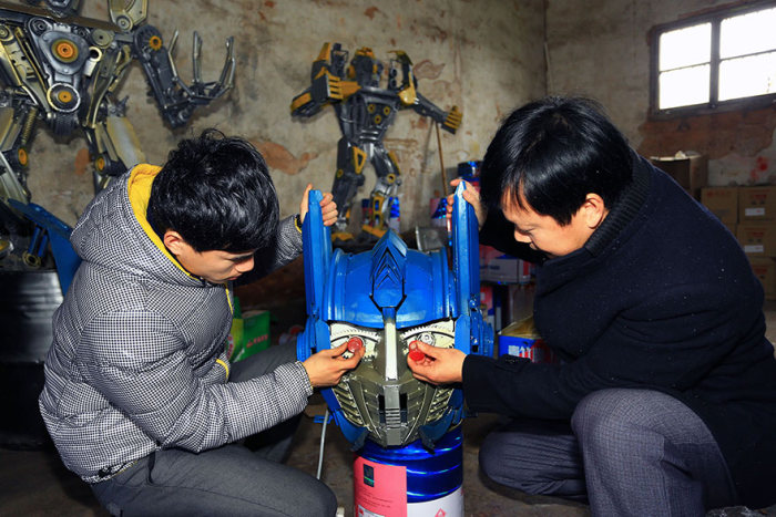 Father And Son Build Transformers From Scrap Metal In China (10 pics)