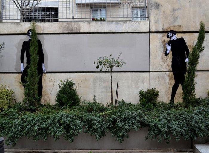 French Street Art That's Guaranteed To Make You Look Twice (27 pics)