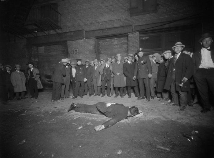 Once In A Lifetime Sights From The New York Police Photo Archives (10 pics)