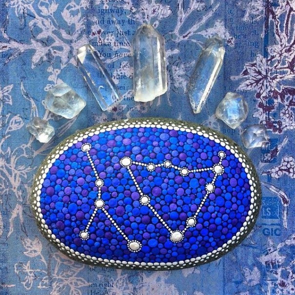 Artist Creates Amazing Mandalas By Painting Ocean Stones (15 pics)