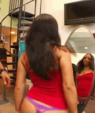 Hot Girls Squeezing Into Tight Pants (19 gifs)