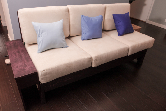 Instead Of Buying An Expensive Sofa This Man Made His Own (22 pics)