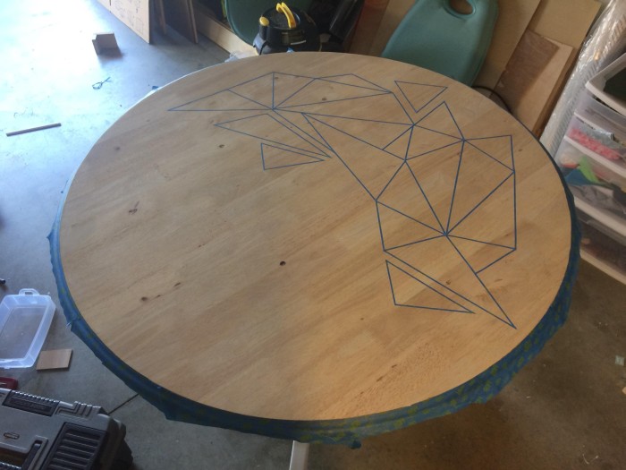 Old Table Gets New Design (7 pics)