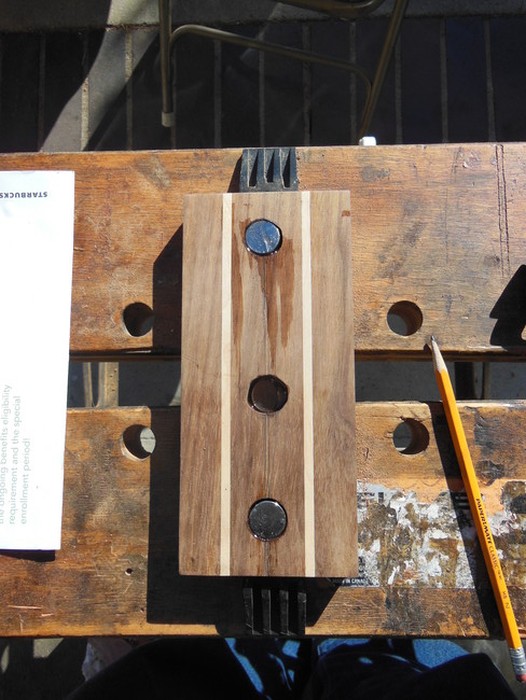 What Happens When You Put A Magnet On A Bottle Opener (9 pics)