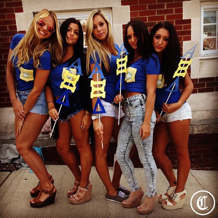 These College Girls Will Encourage You To Stay In School (23 pics)