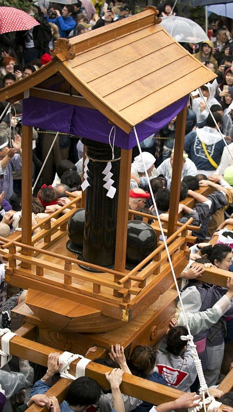 Japan's Festival Of The Steel Phallus Proves Size Does Matter (12 pics)
