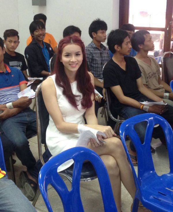 Photos From The Military Recruitment Center In Thailand (29 pics)