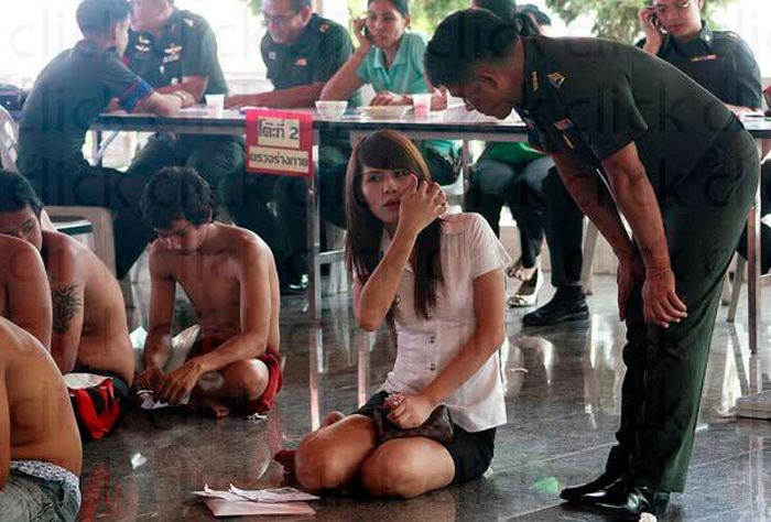 Photos From The Military Recruitment Center In Thailand (29 pics)
