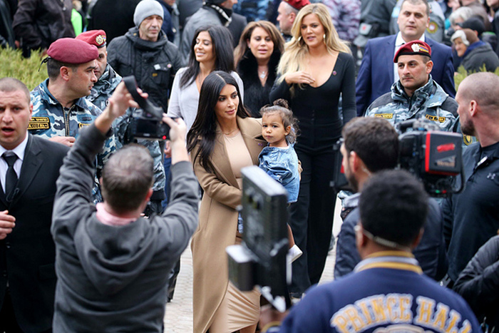 Kim Kardashian And Kanye West Visit Armenia (8 pics)