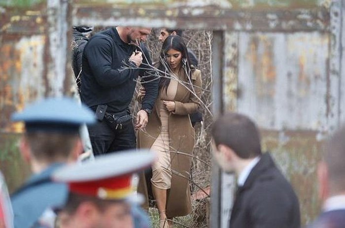 Kim Kardashian And Kanye West Visit Armenia (8 pics)