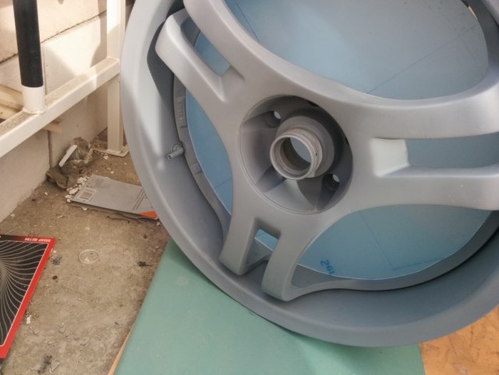 Man Turns His Wheel Rim Into The Ultimate PC (50 pics)