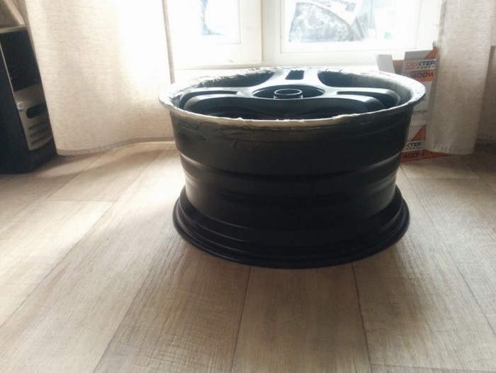 Man Turns His Wheel Rim Into The Ultimate PC (50 pics)