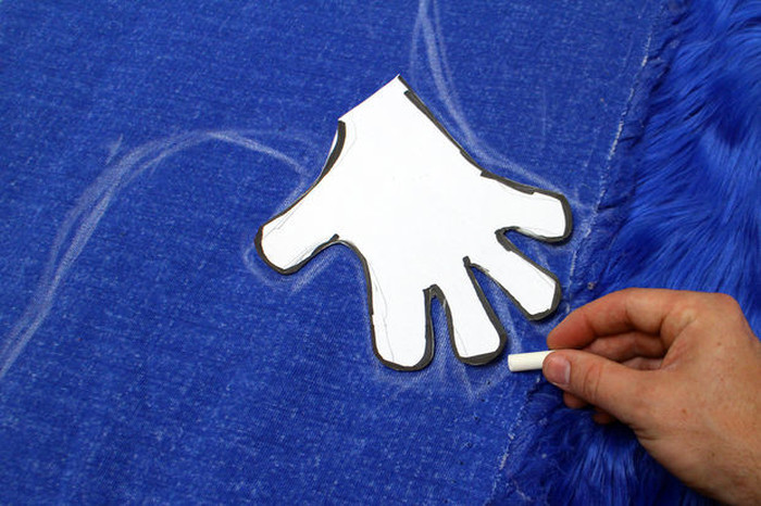 How To Make Your Very Own Cookie Monster Rug (14 pics)