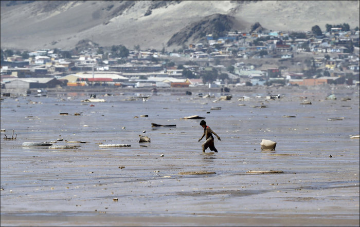 Chaos In Chile After Heavy Rains Flood The Country (19 pics)