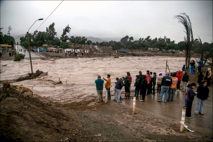 Chaos In Chile After Heavy Rains Flood The Country (19 pics)