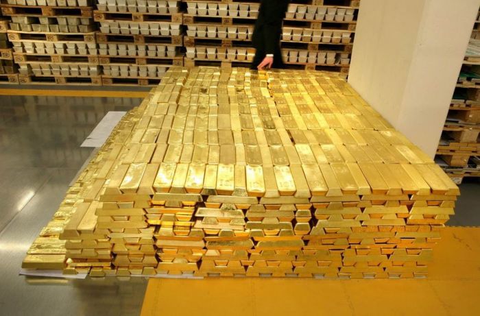 How Much Gold Is Currently Being Stored In Fort Knox? (7 pics)