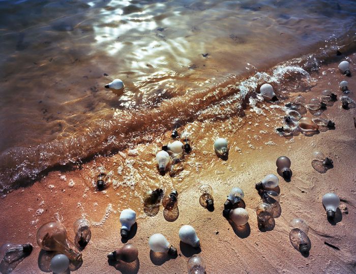 Man Takes Trash From The Shores Of Mexico And Turns It Into Art (10 pics)