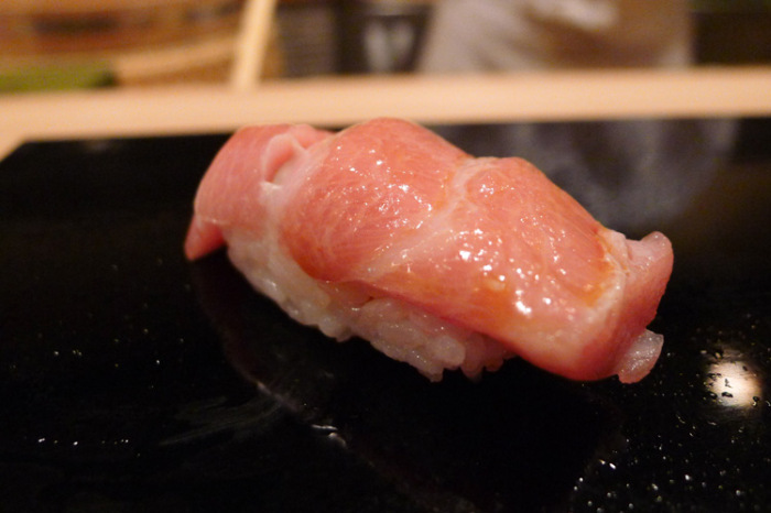 The Best Sushi Restaurant In The World Serves A 21 Course Meal (24 pics)
