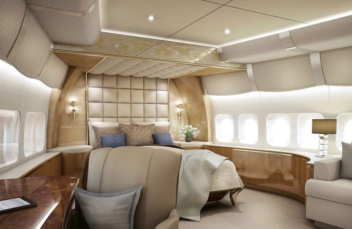 This Jumbo Jet Is A $400 Million Dollar Mansion With Wings (13 pics)