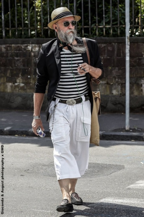 When Old People Dress Like Hipsters (21 pics)