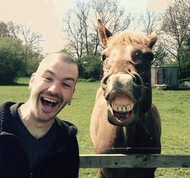 Acid Picdump (94 pics)