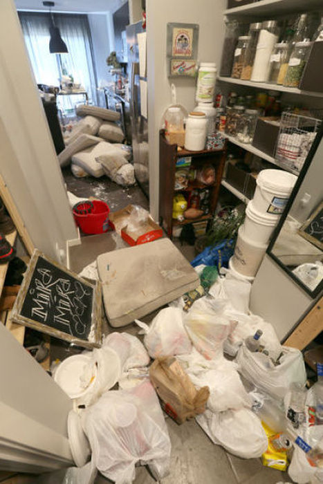 Short Term Renters Do $75,000 Worth Of Damage To A Couple's Home (15 pics)