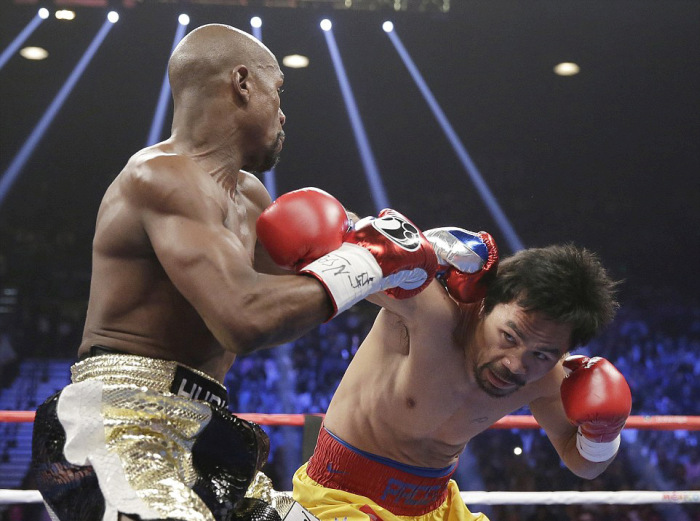 floyd-mayweather-wins-one-of-the-biggest-boxing-matches-in-history-12