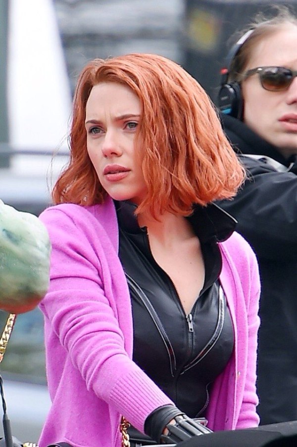 Behind The Scenes Pictures Of Scarlett Johansson As Black -3972