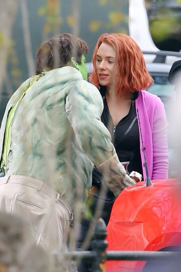 Behind The Scenes Pictures Of Scarlett Johansson As Black Widow (7 pics)