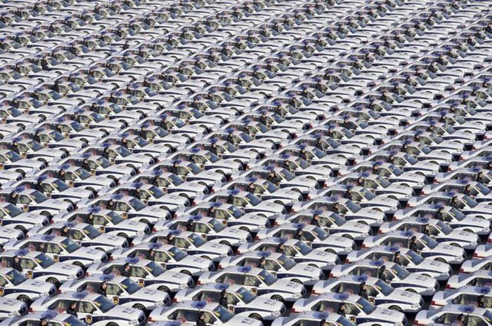 China Has Perfected The Art Of Big Crowds (33 pics)