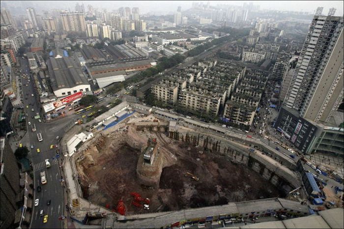 Candid Photos Show A Different Side Of Life In China (59 pics)