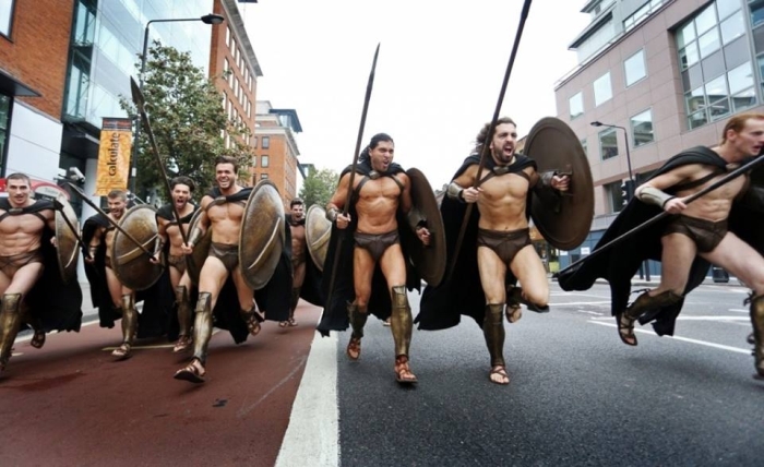 What It Looks Like When Spartan Warriors Ride The Subway (10 pics)