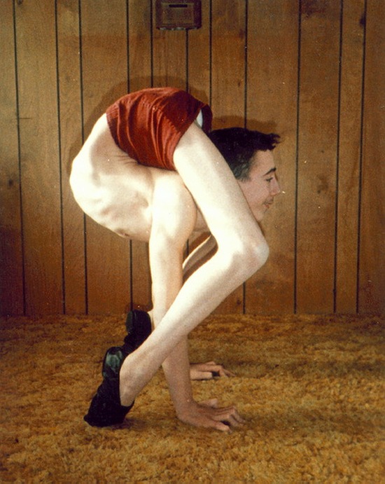 These People Are So Flexible It Almost Hurts To Look At Them (20 pics)