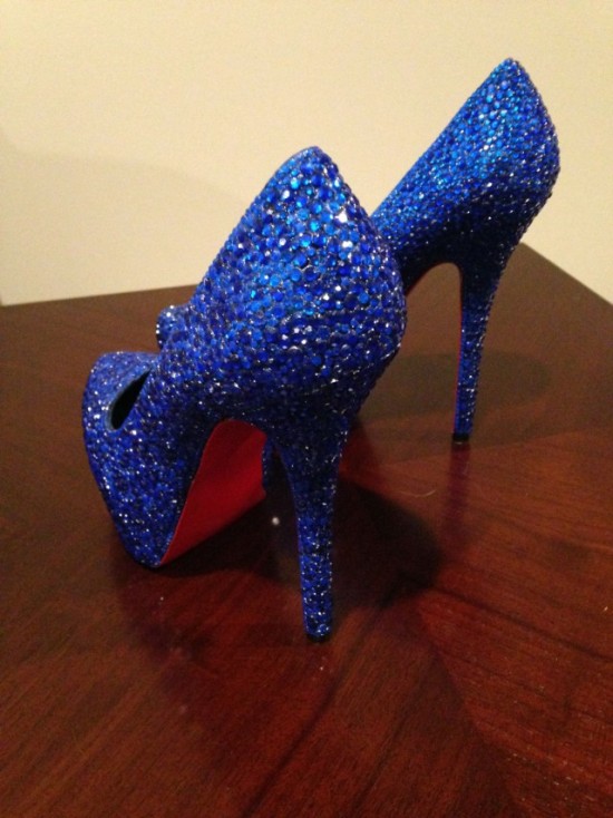 Girl Makes $5,000 Prom Shoes On A $40 Budget (12 pics)