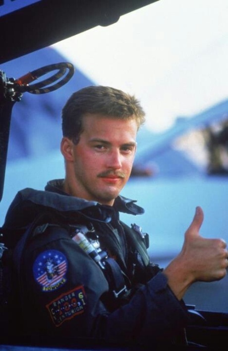 The Cast Of Top Gun Back In The Day And Today (12 pics)