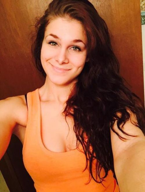 Girls With Dimples Have The Most Beautiful Smiles (29 pics)