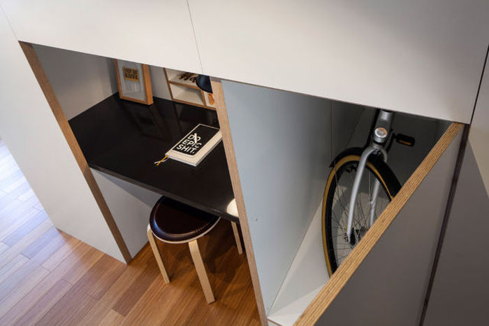This Small Loft In Amsterdam Is The Perfect Living Space (14 pics)