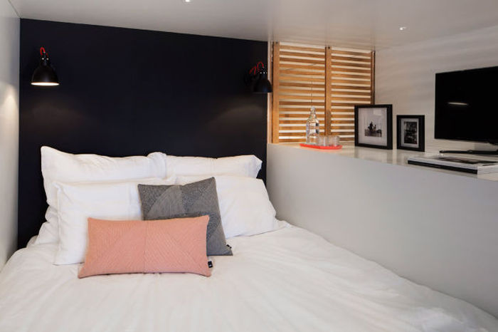 This Small Loft In Amsterdam Is The Perfect Living Space (14 pics)