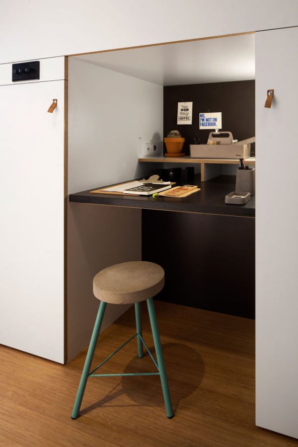 This Small Loft In Amsterdam Is The Perfect Living Space (14 pics)
