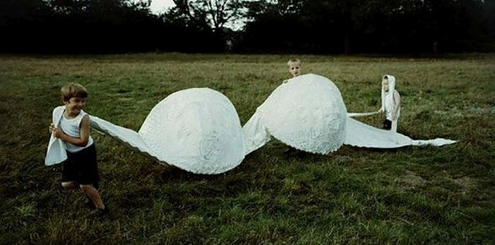 Reasons Why Summer Is Not A Fun Season For Girls With Big Boobs (23 pics) Reasons Why Summer Is Not A Fun Season For Girls With Big Boobs (23 pics)