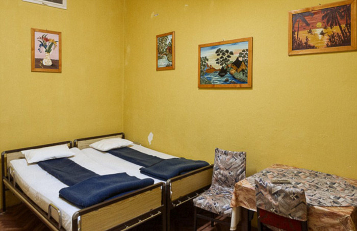 Rooms Where Romanian Prison Inmates Have Conjugal Visits (20 pics)