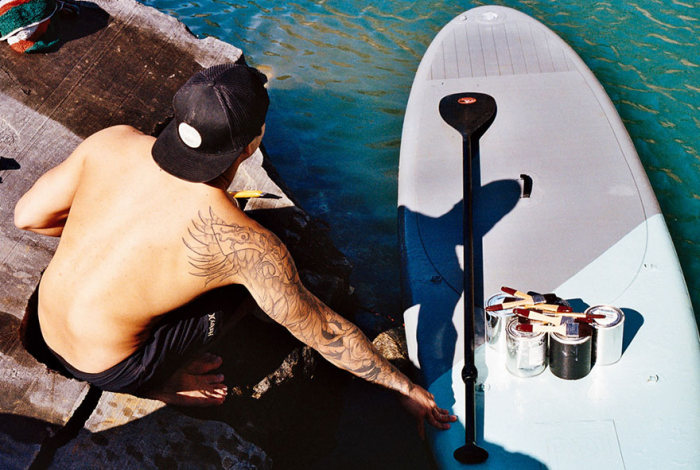 Hawaiian Artist Paints Incredible Seaside Murals While On A Surfboard (10 pics)