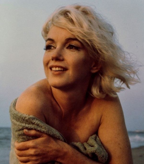 Vintage Pictures From Marilyn Monroe's Last Photo Shoot (8 pics)